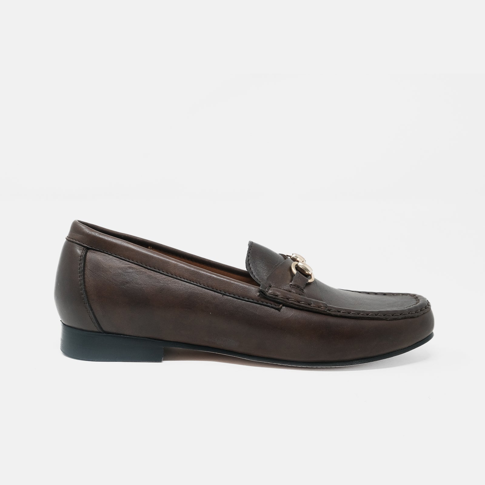 ALBA horsebit loafer mujer café herraje dorado vista frontal hecho a mano

