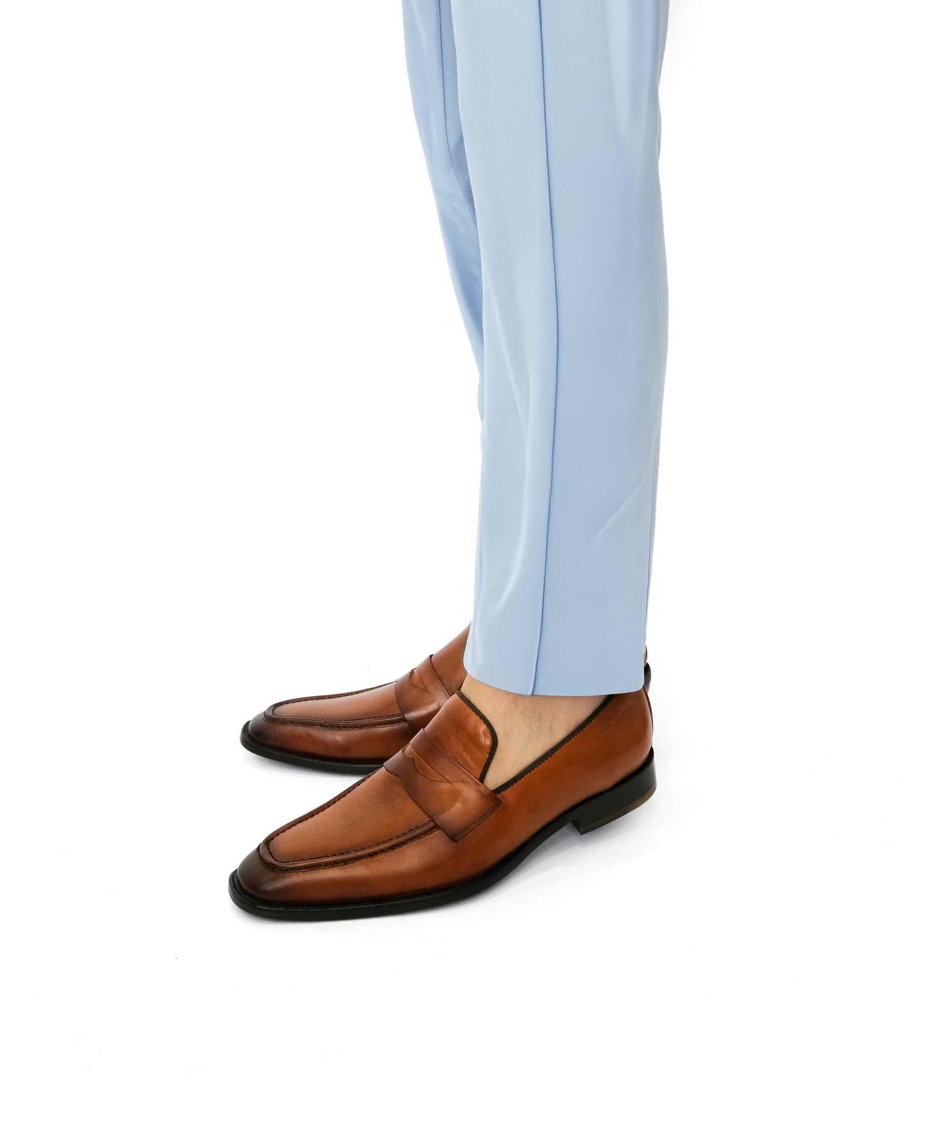 ANDANTE mocasín antifaz vista lateral silueta refinada construcción artesanal
