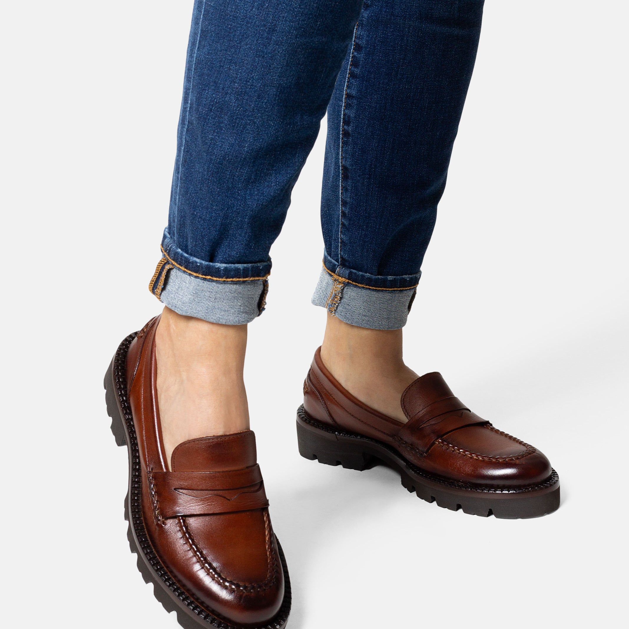 MAJA mocasín loafer mujer london vista lateral suela chunky
