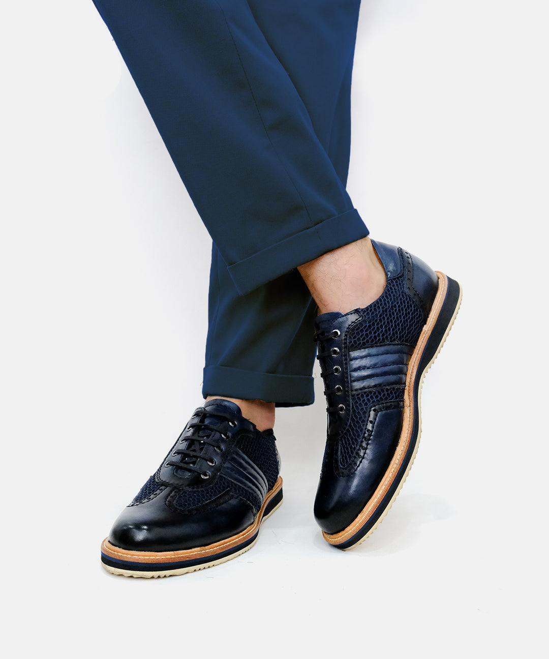 RESETE derby técnico azul navy vista lateral suela doble densidad tracción
