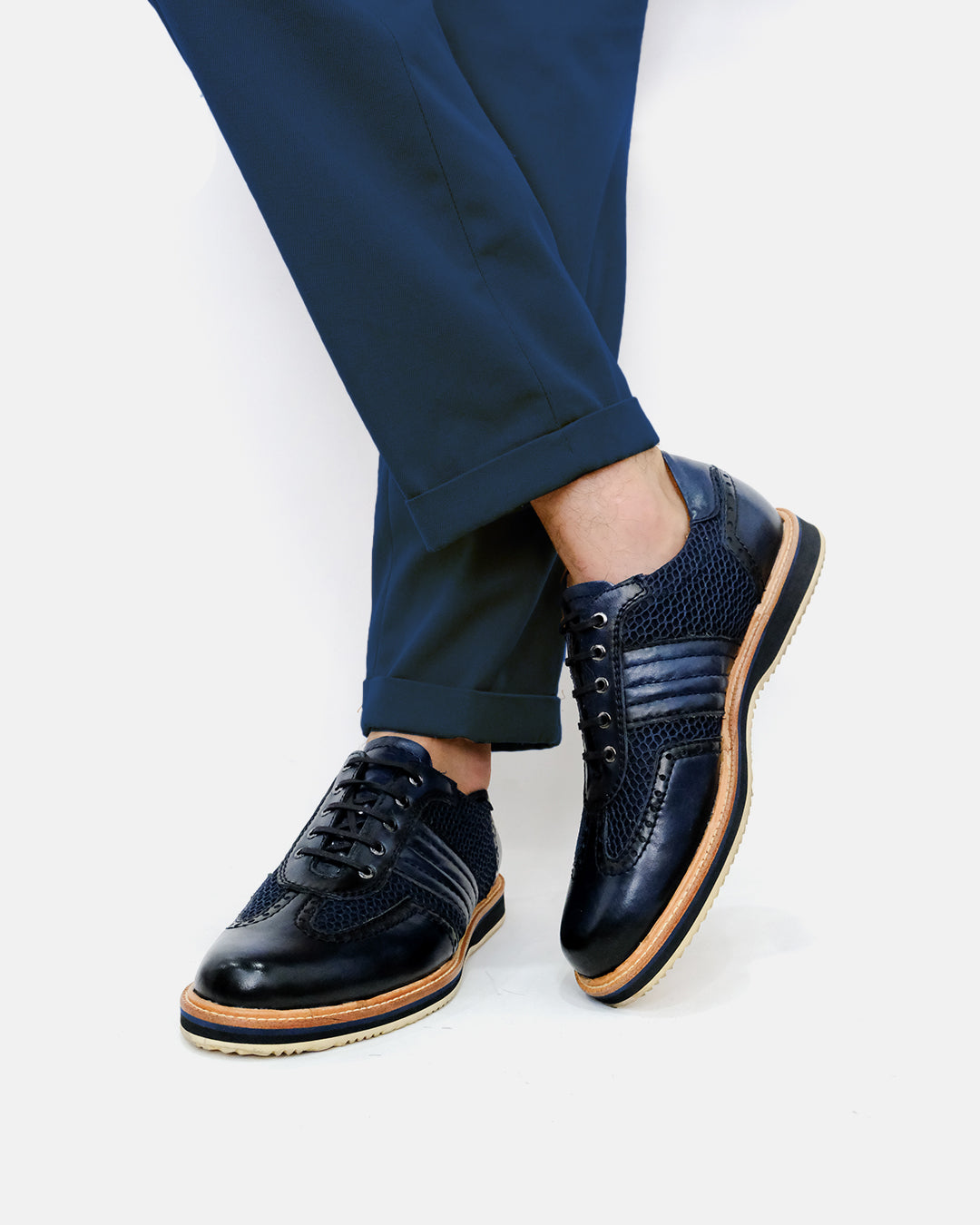 RESETE derby técnico azul navy vista lateral suela doble densidad tracción
