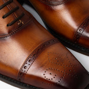 Detalle Cap Cut Oxford SOTOL Caramel Piel Premium México | Muy Nacional