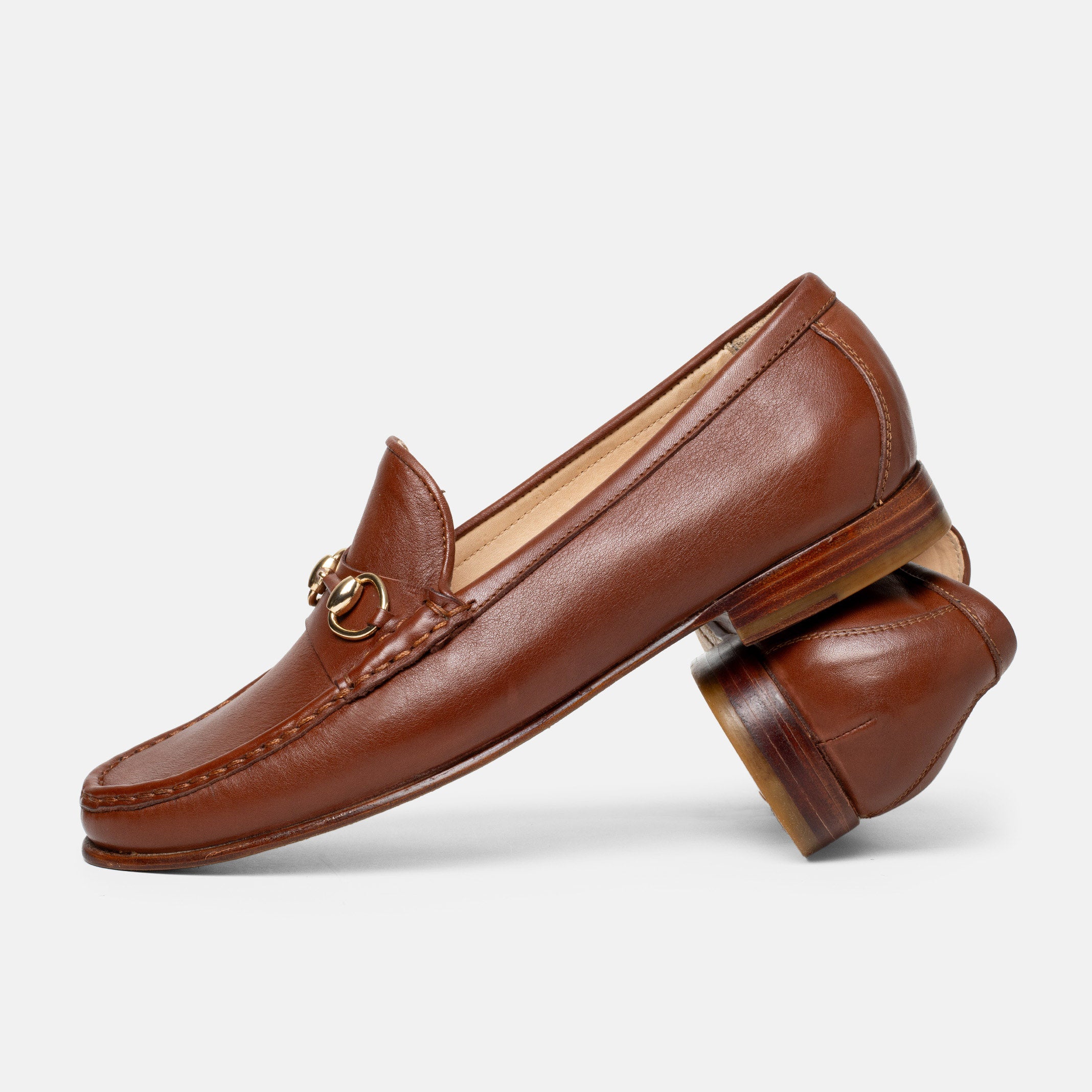 Mocasín TIENTO de Piel Suave Hecho a Mano en México | Muy Nacional – Vista en uso