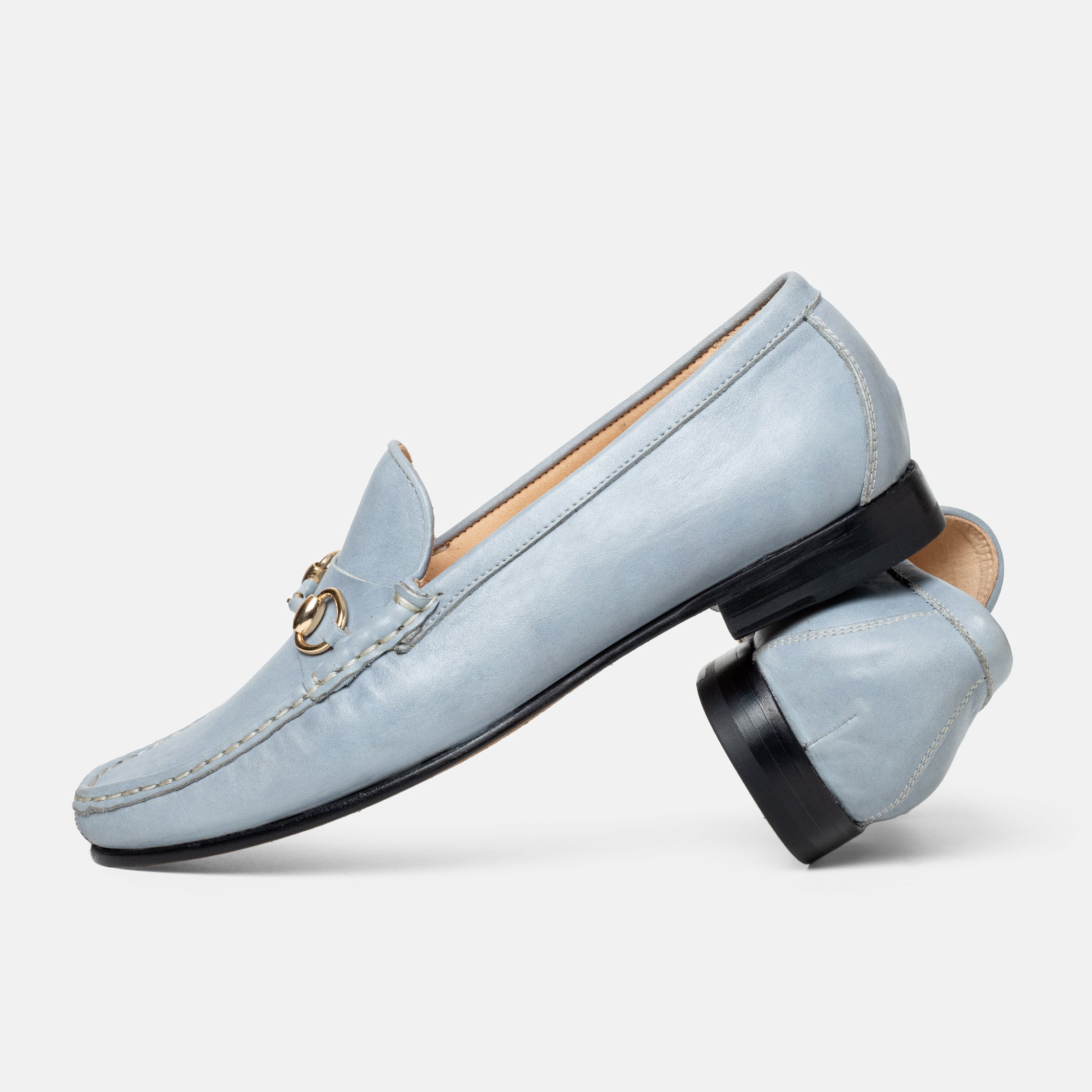 Mocasín TIENTO de Piel Suave Hecho a Mano en México | Muy Nacional – Vista en uso