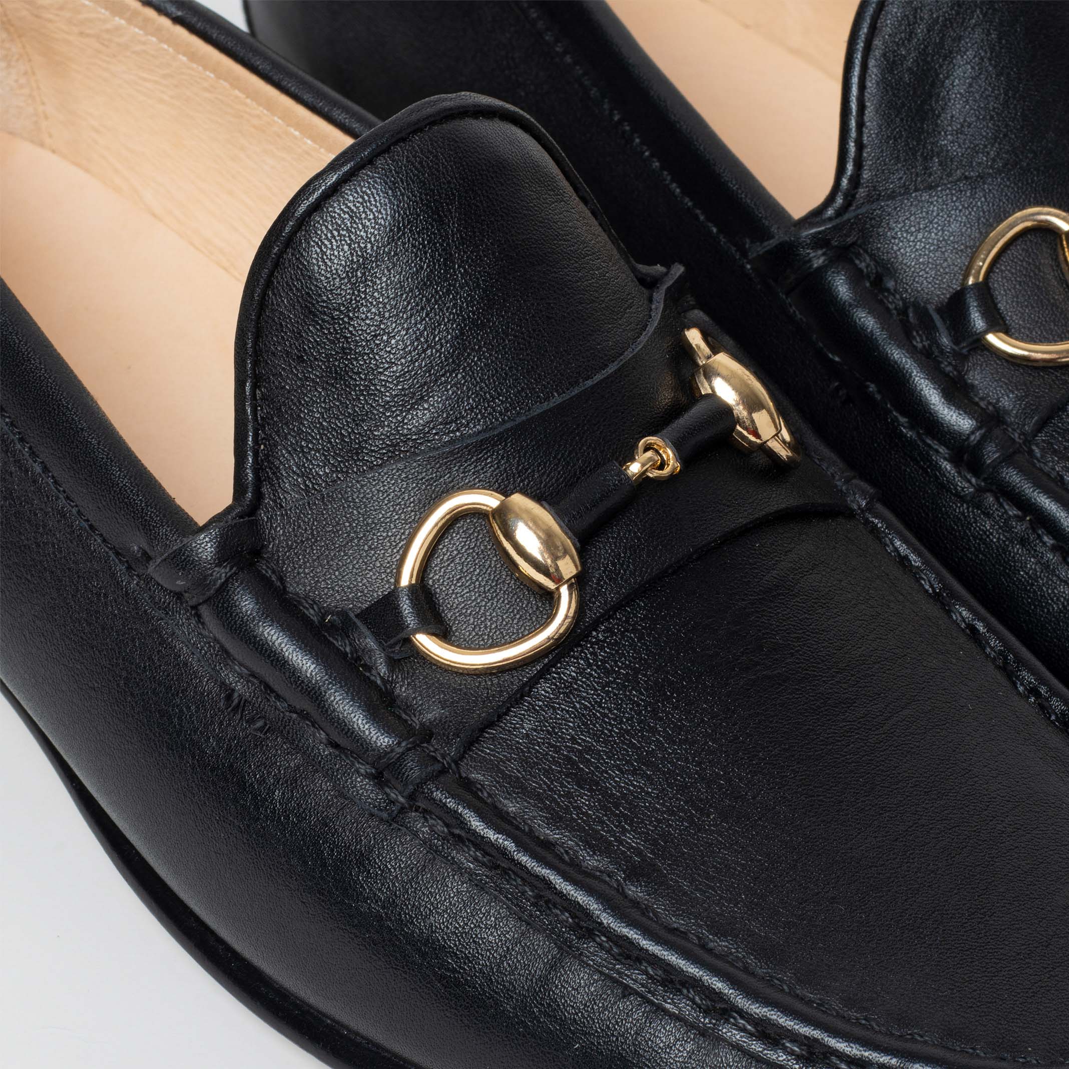 Mocasín TIENTO de Piel Suave Hecho a Mano en México | Muy Nacional – Vista trasera