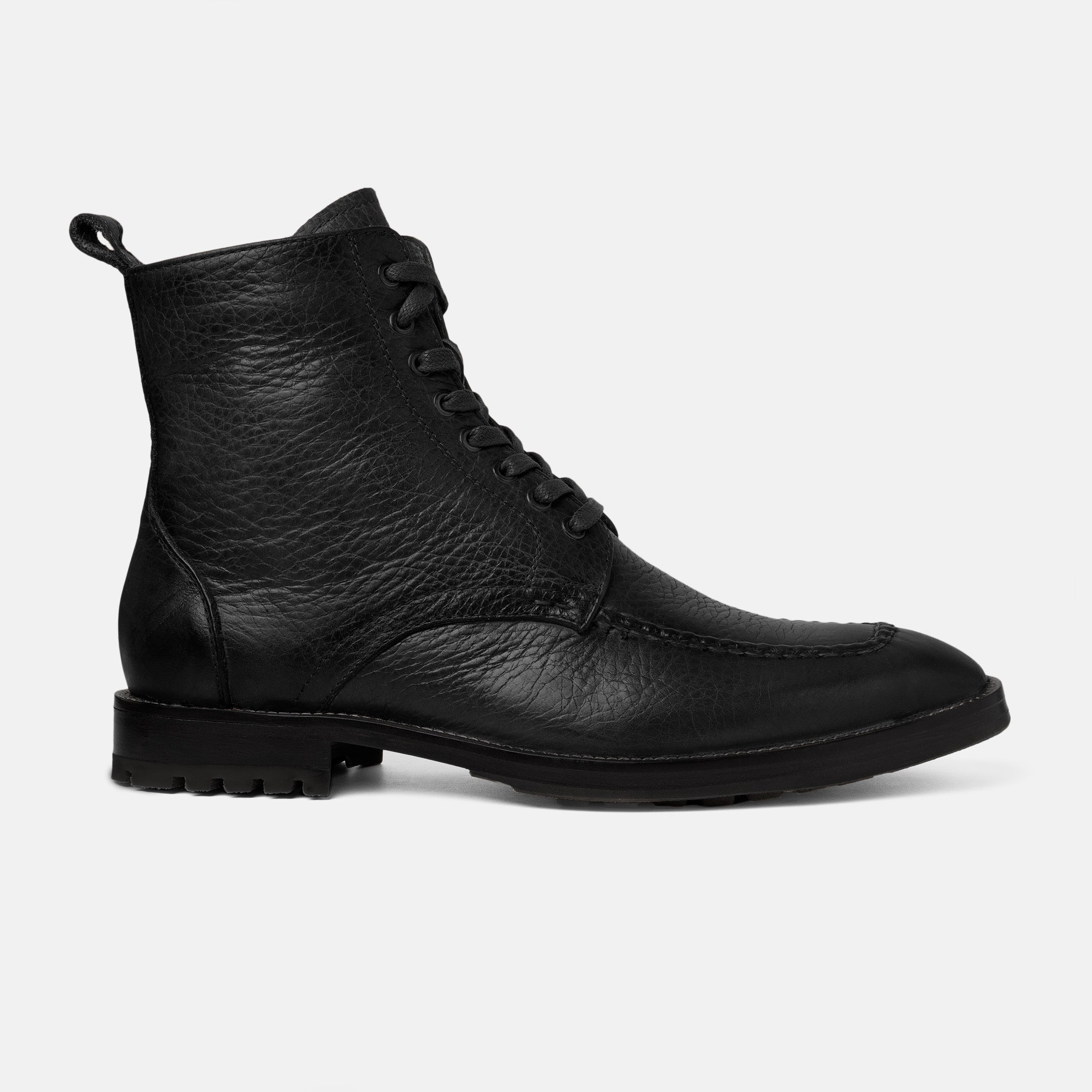 TULE bota caña media negro piel graneada vista frontal básico refinado
