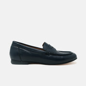 VETA loafer mujer azul navy piel ternera vista frontal maestría oficio mexicano

