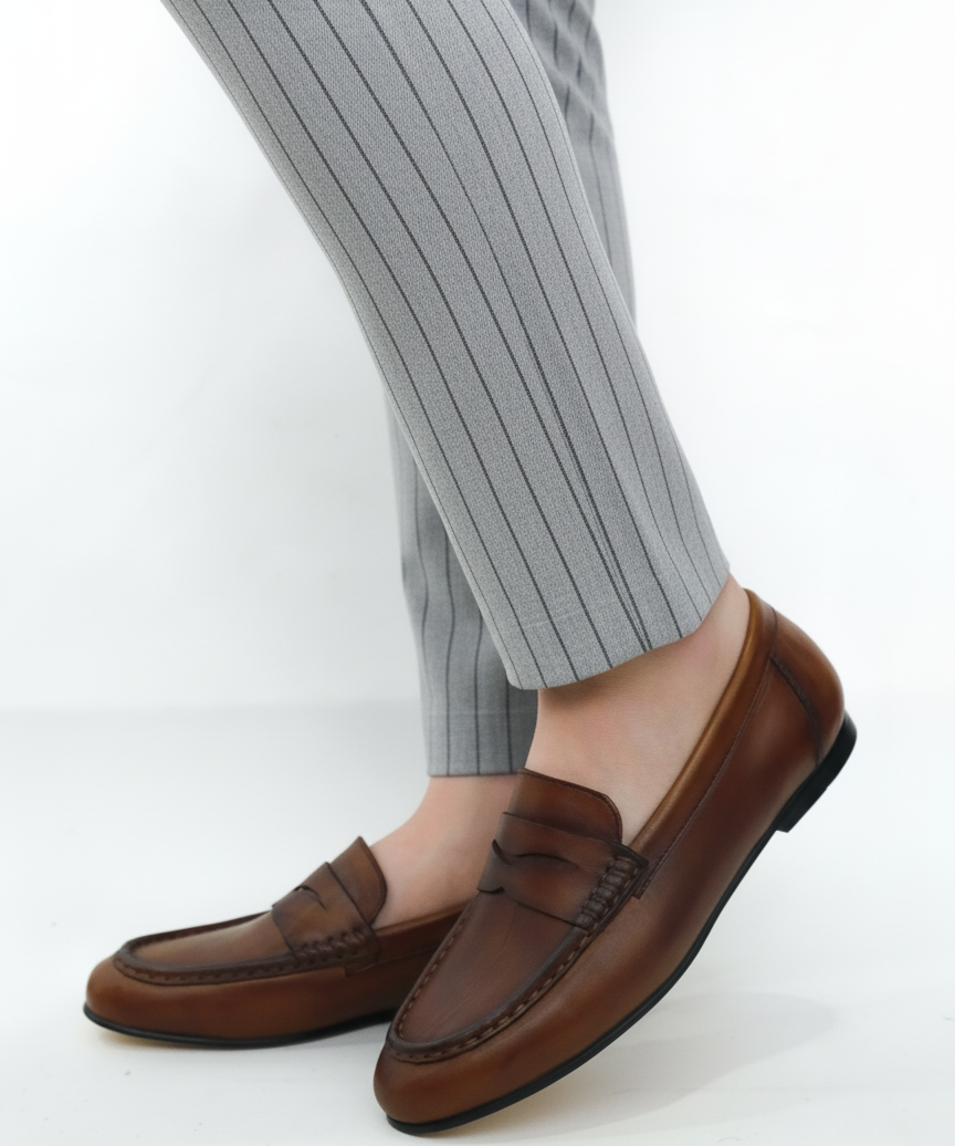 VETA loafer mujer london vista lateral costura a mano acabado pulido
